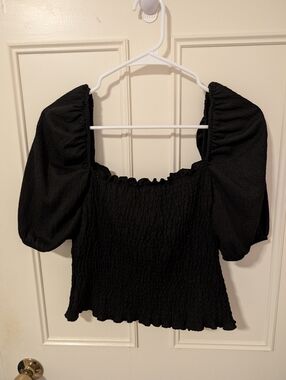 H&M Black Puff Sleeve Smocked Top